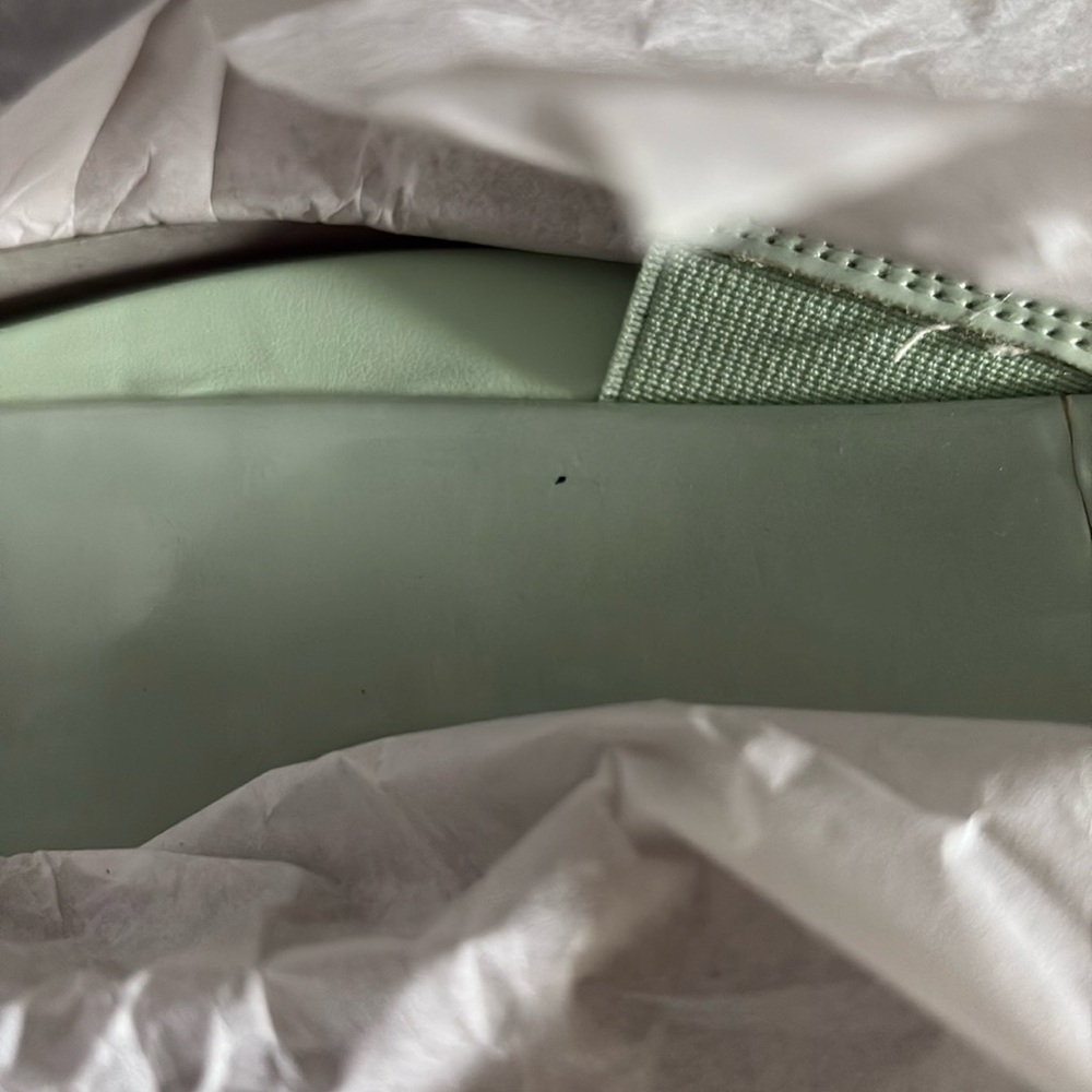NIB [Vionic] Trista Slide Platform Sandals in Menta Patent (green) Womens 7 or 8 - Picture 17 of 17